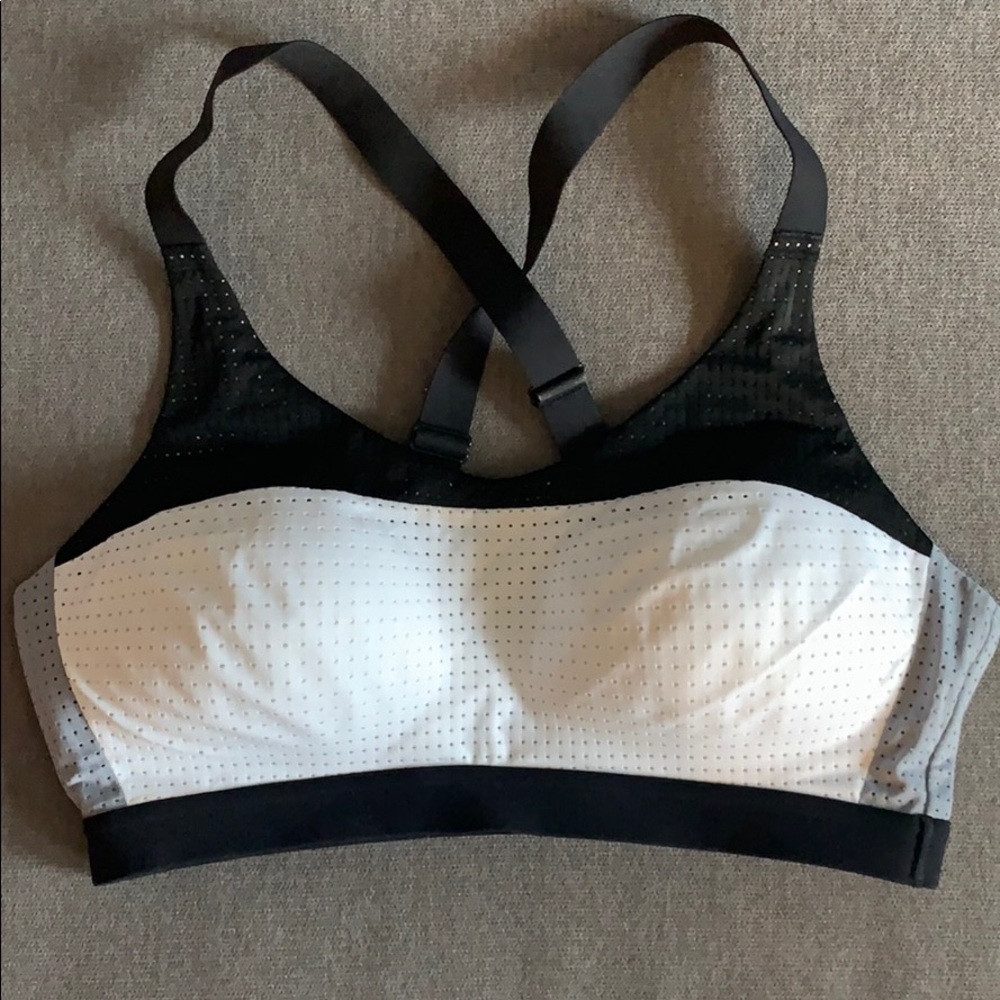 Victoria secret sports bra